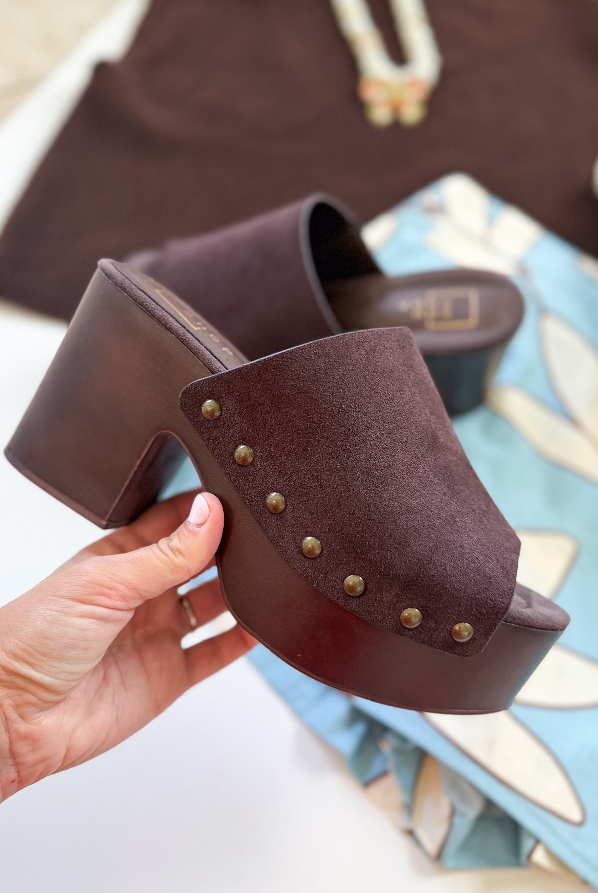 shu shop Hayden brown suede platform