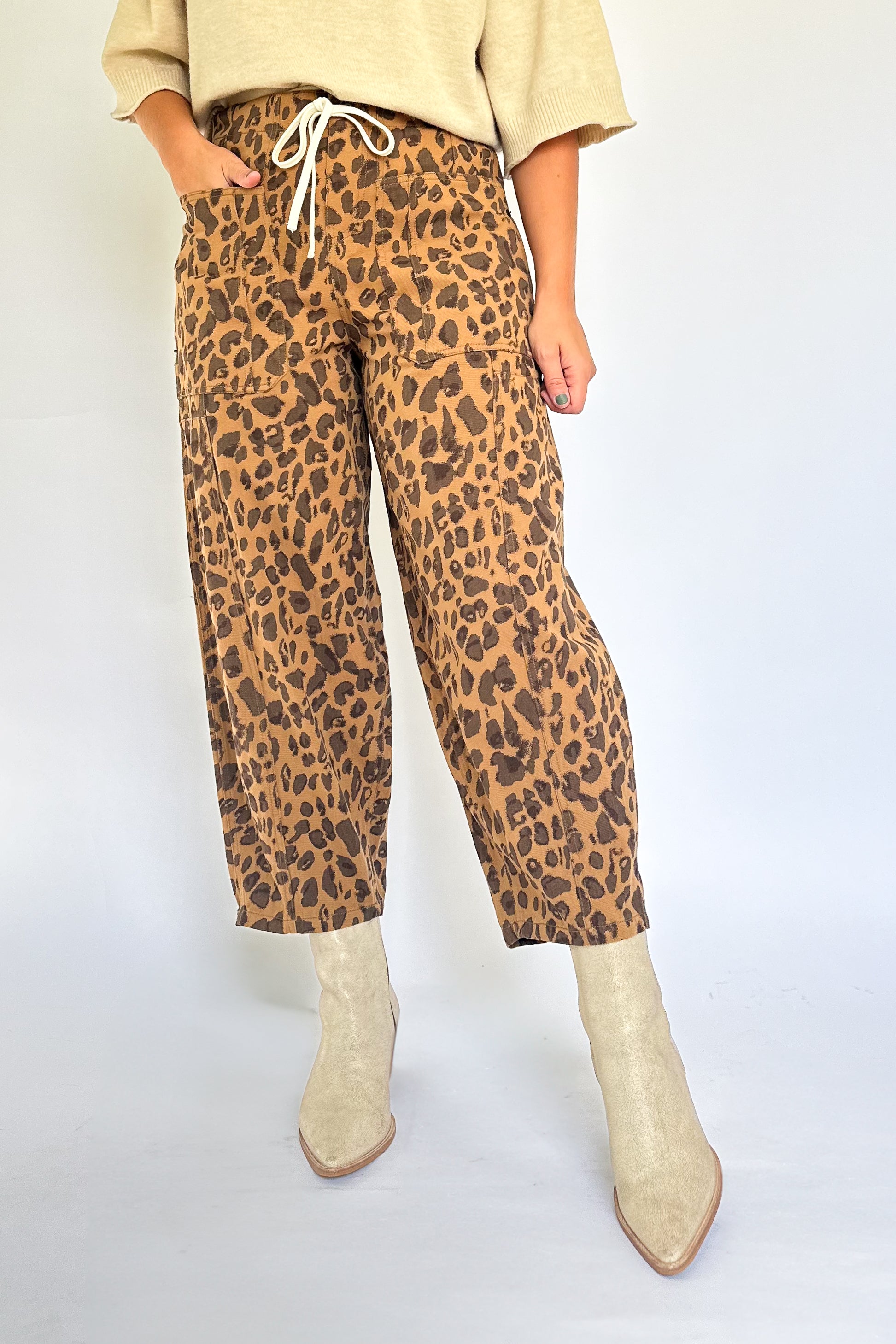 entro leopard barrel pant