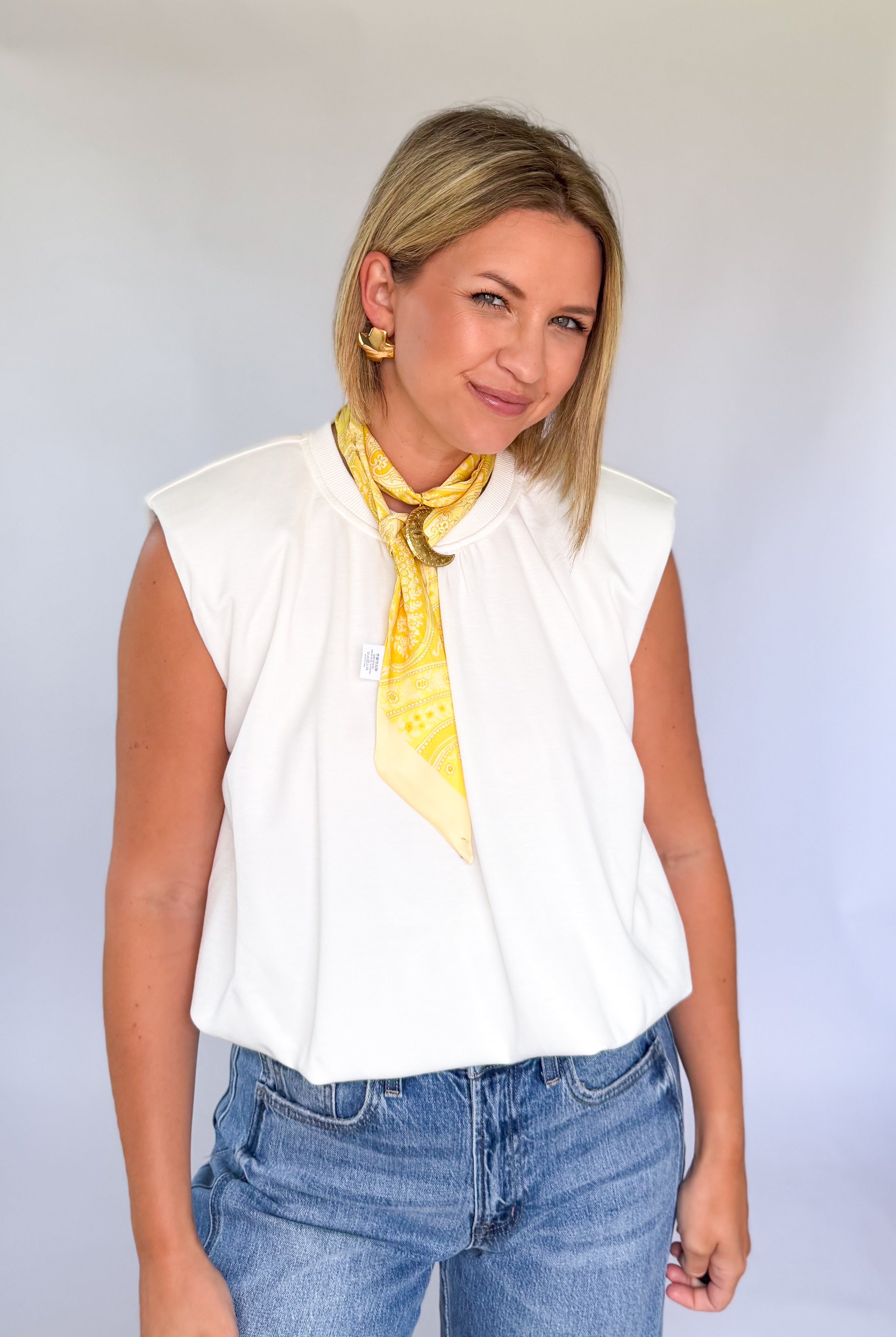 entro white bubble top