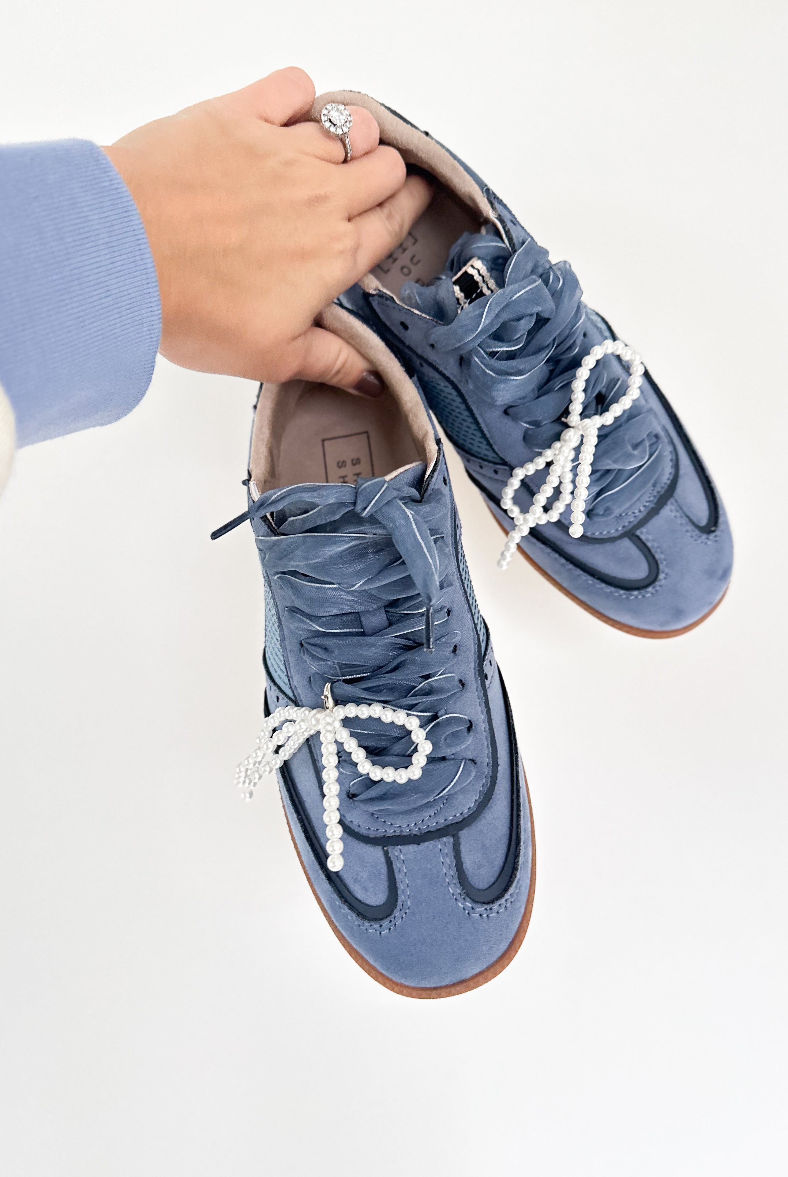 shu shop Sophie Sneaker blue