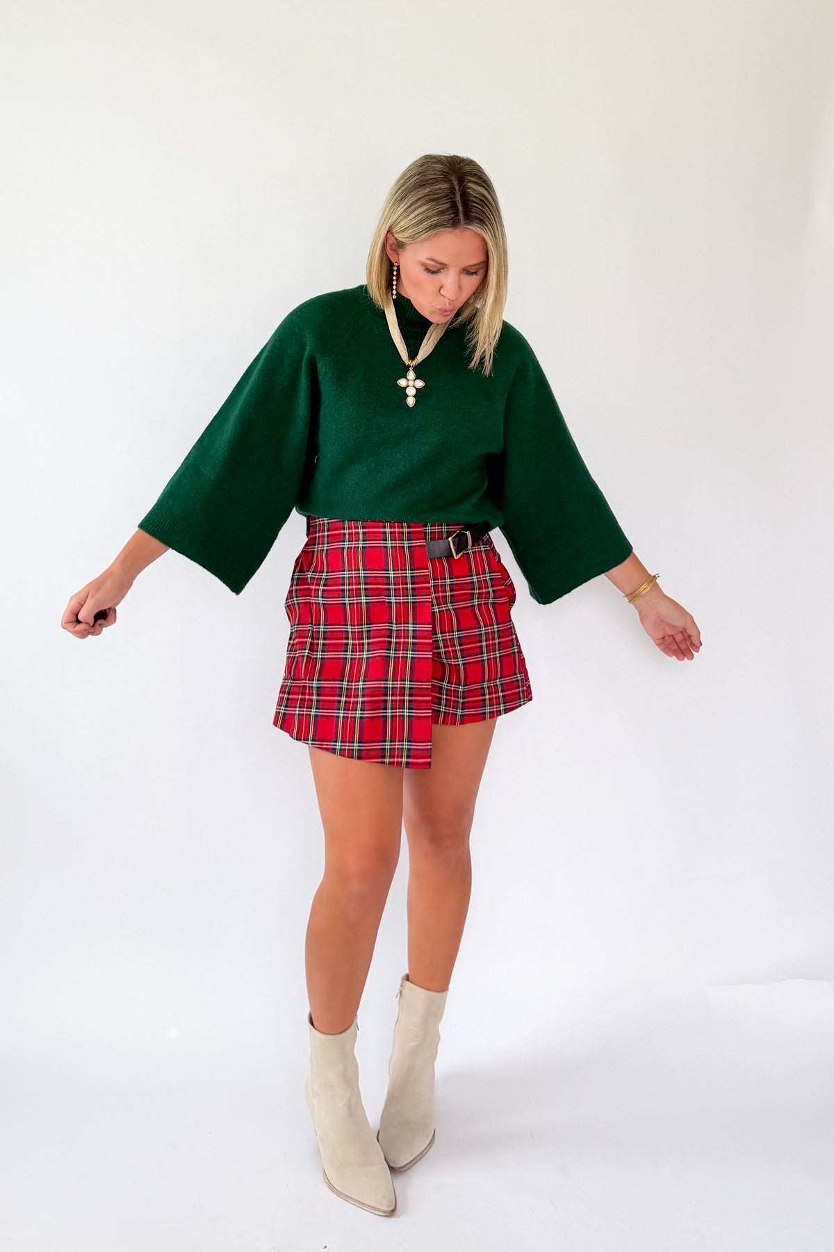 entro pine sweater