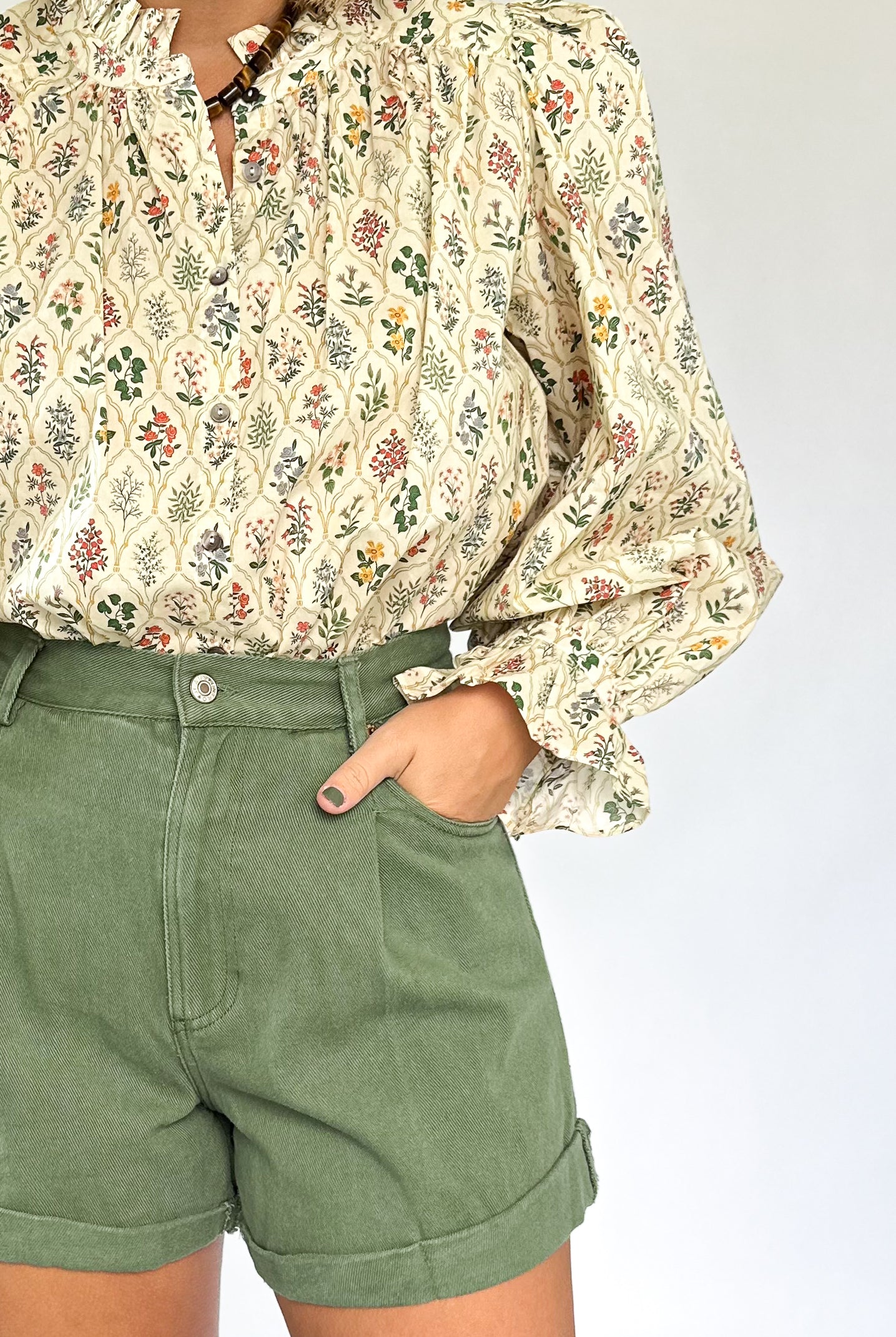 entro olive denim short