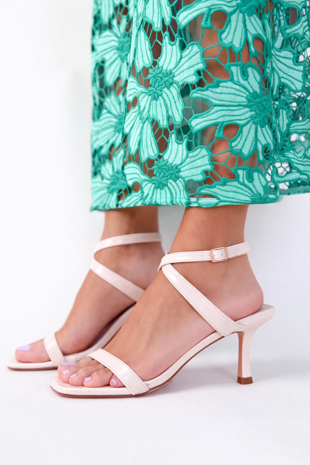 beach by matisse breeze heel