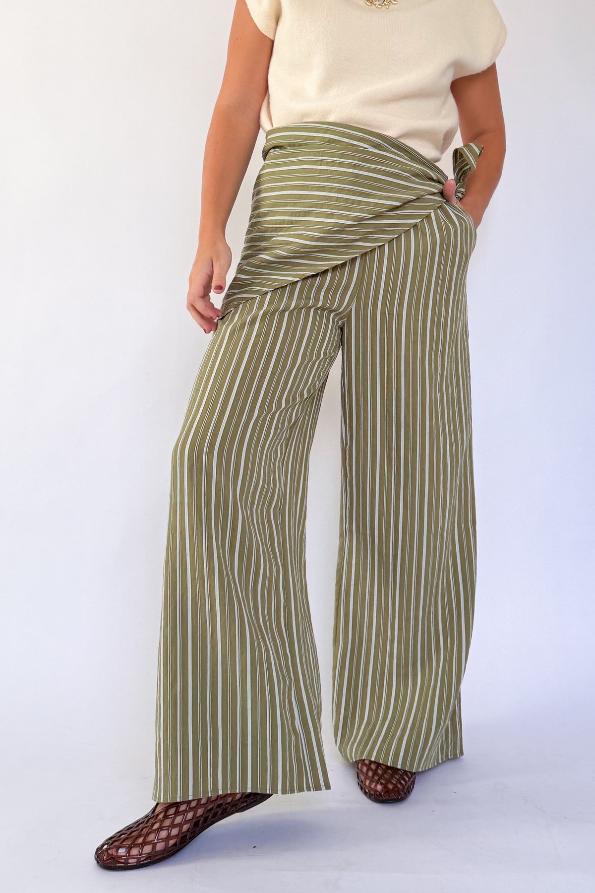 entro green & white stripe hankerchief pants
