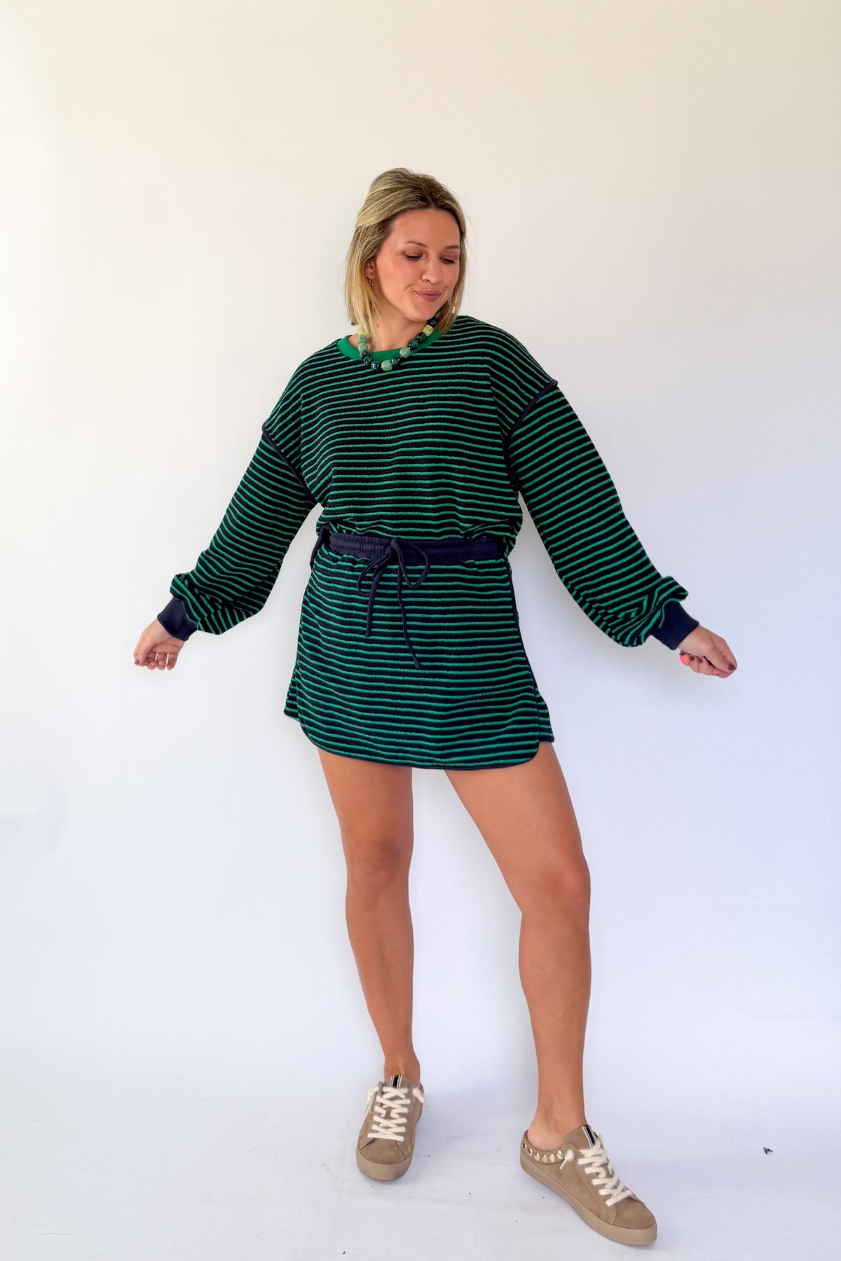 entro navy & green stripe skort set