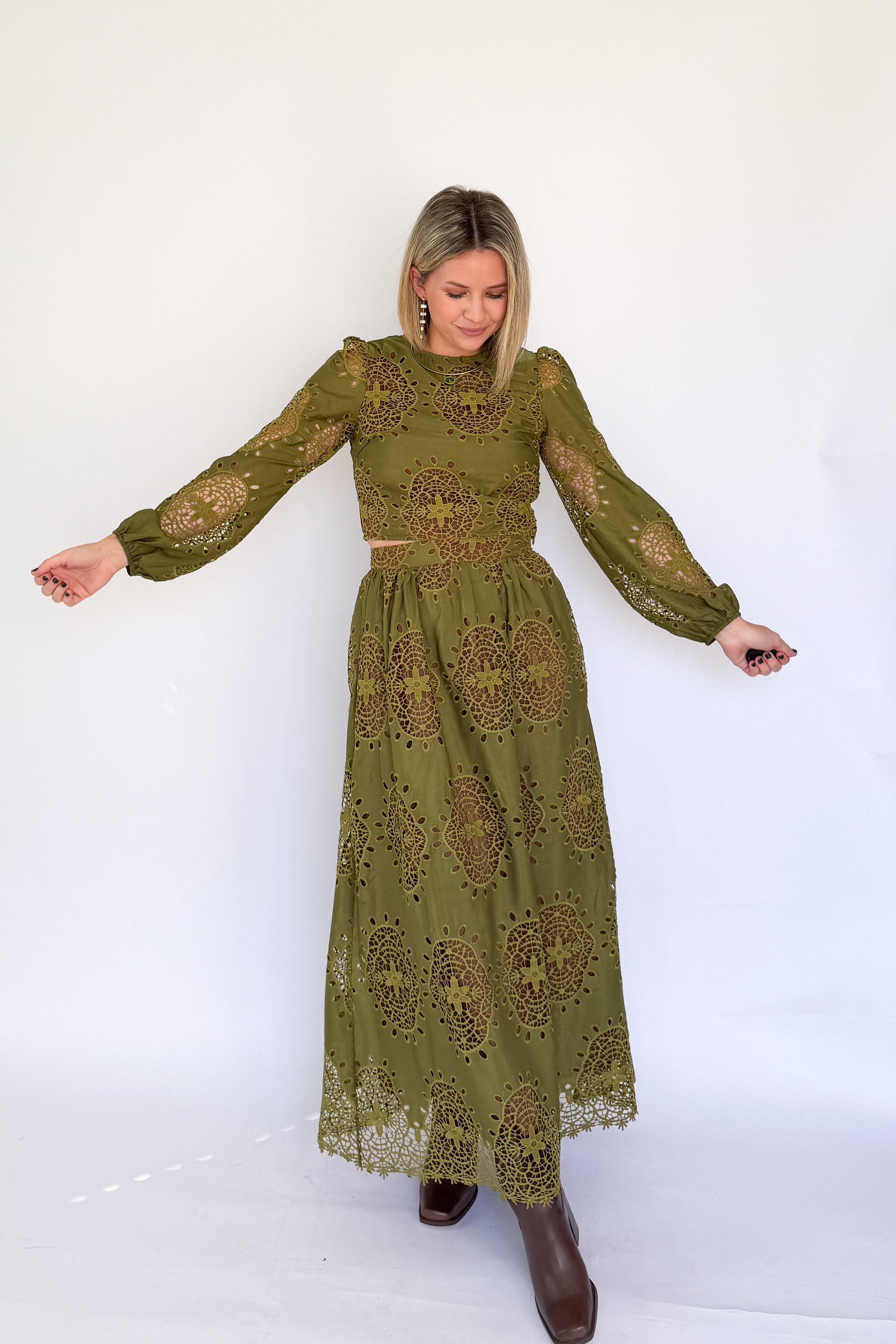 TCEC MATCHA CROCHET LONG SLEEVE SHIRT & SKIRT SET