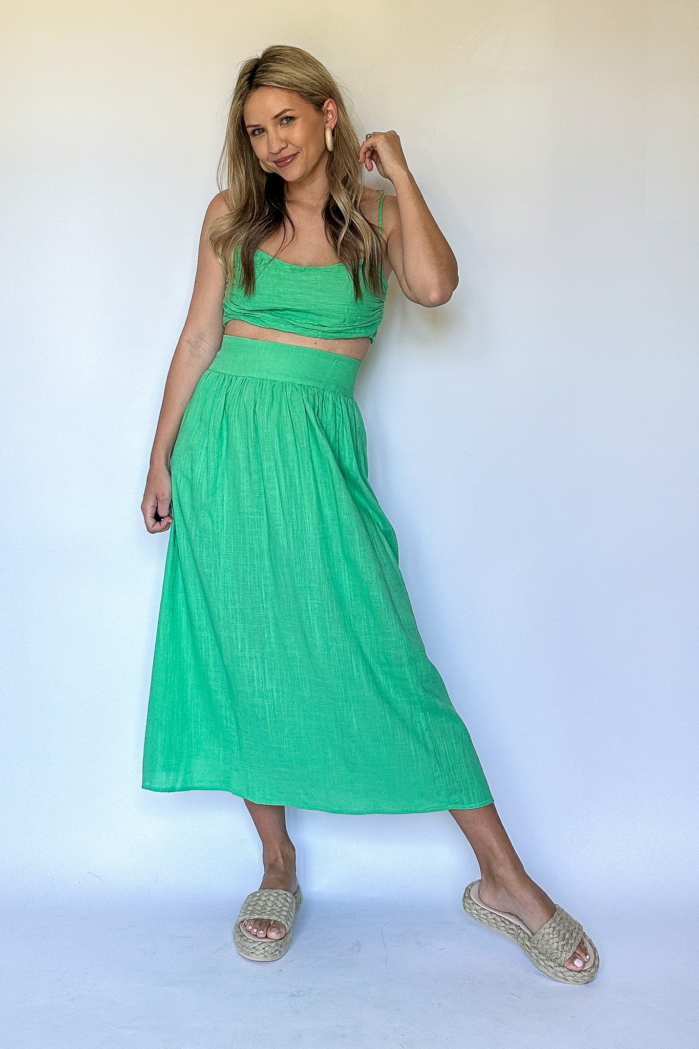 olivaceous green crop top